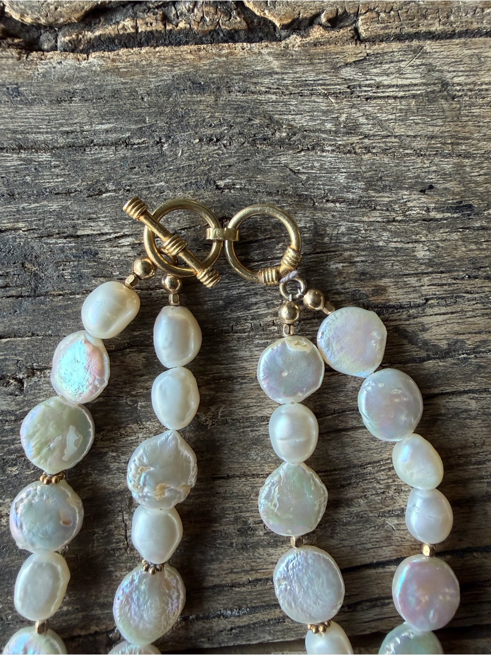 Natural White Coin Pearl Necklace with Sodalite Pendant - Picture 2 of 3